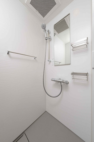 シャワールーム